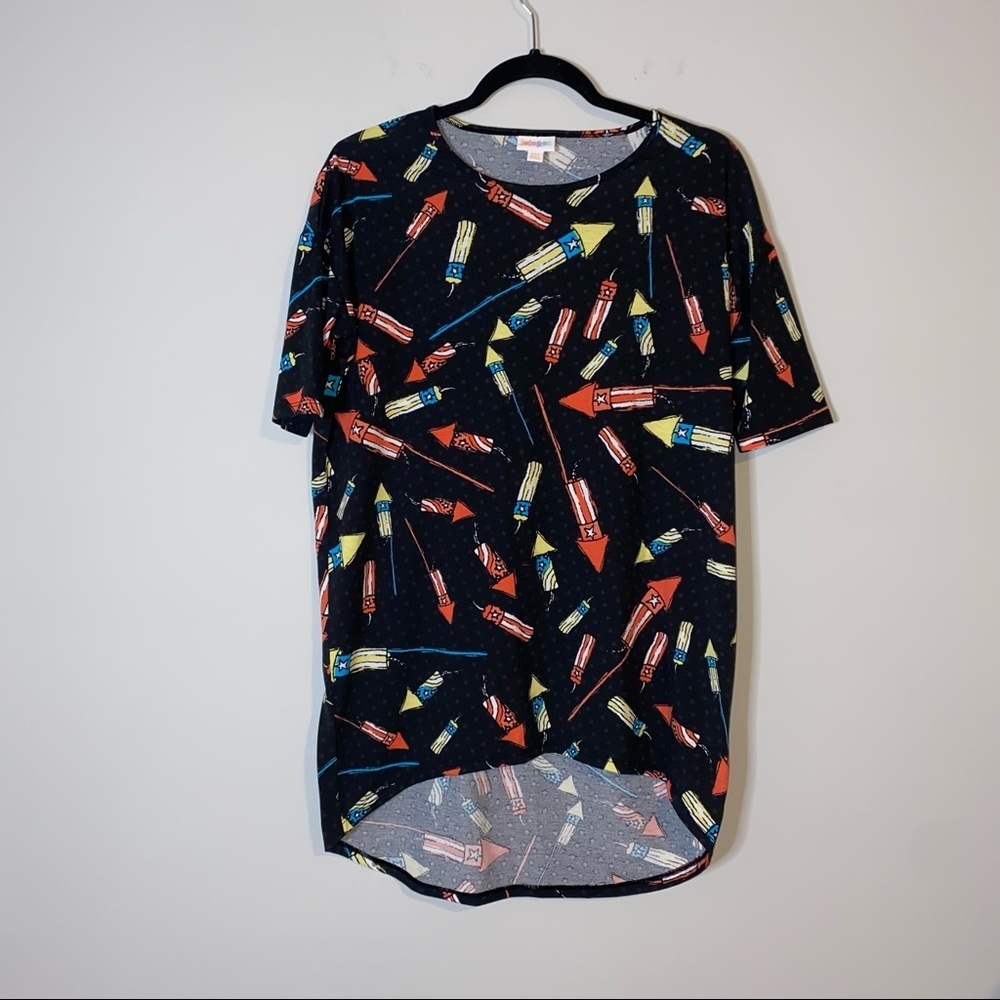 LuLaRoe Black American Dreams Fireworks Irma Tunic